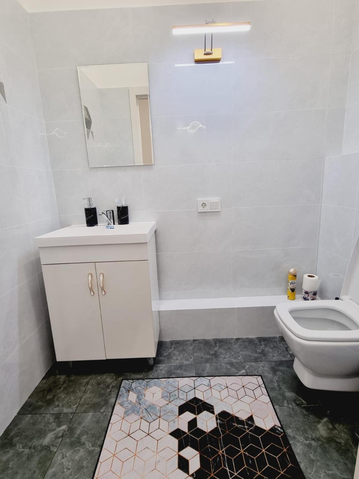 Apartment Samal Tower 460 *